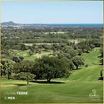 Village * Roquebrune-sur Argens