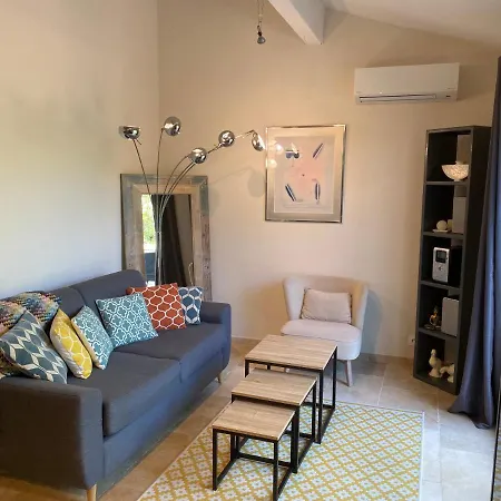 Village * Roquebrune-sur-Argens