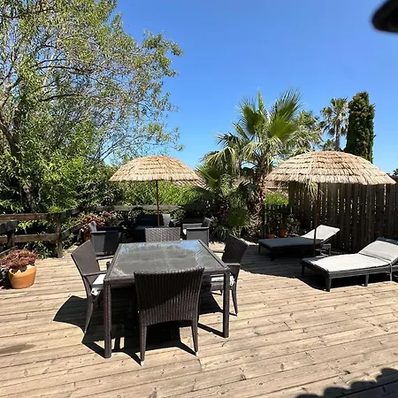 Village * Roquebrune-sur Argens